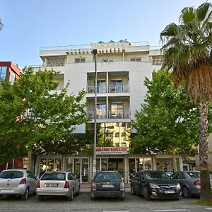 3* Hotel Emes